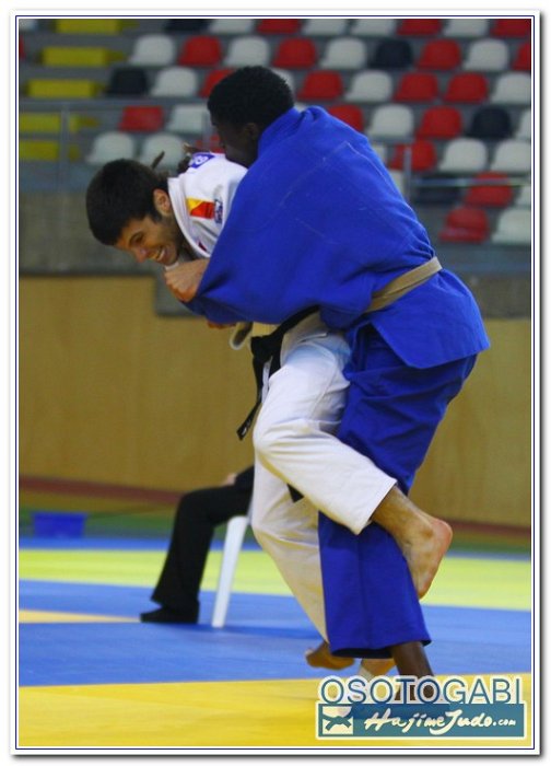 TH2011 200093